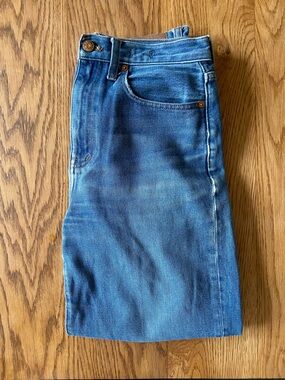 Classic Women’s Blue Denim Jeans